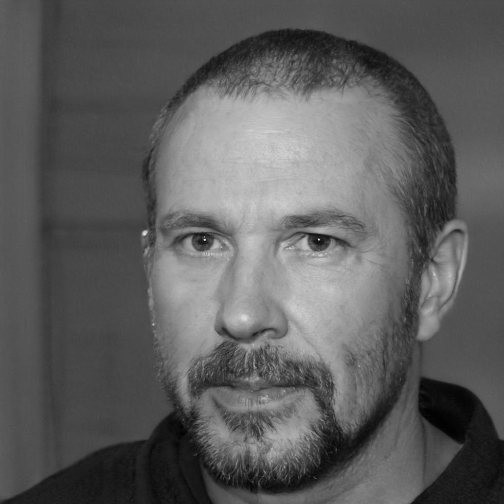 Miguel Hernández, Co-fundador de zelquivorystudio